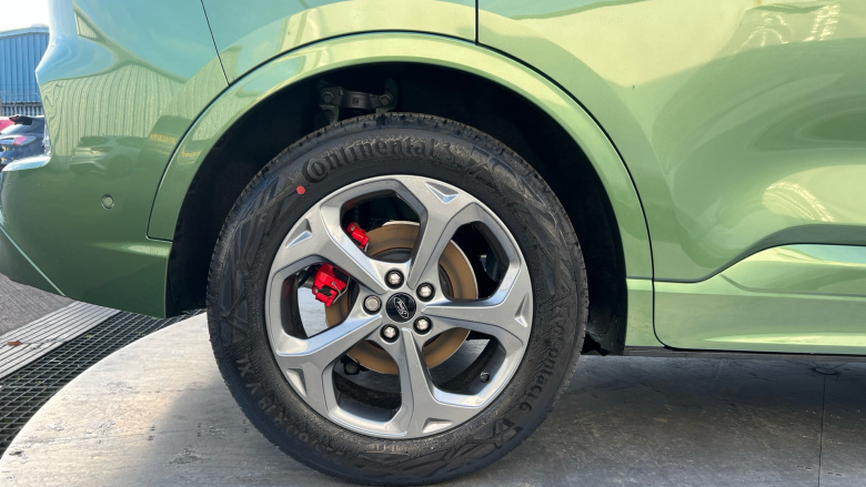 Ford Kuga 2.5 FHEV ST-Line 5dr CVT Hybrid Estate